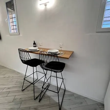 Centro - Hosomi * Φεράρα