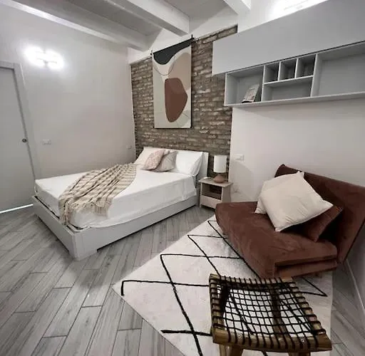 Centro - Hosomi Ferrara